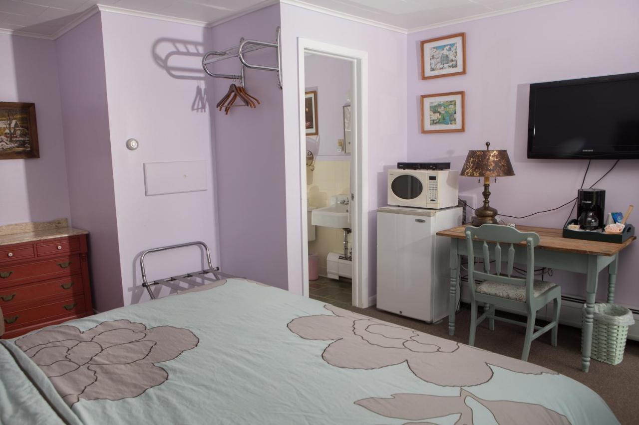 Governor'S Rock Motel Shaftsbury Esterno foto