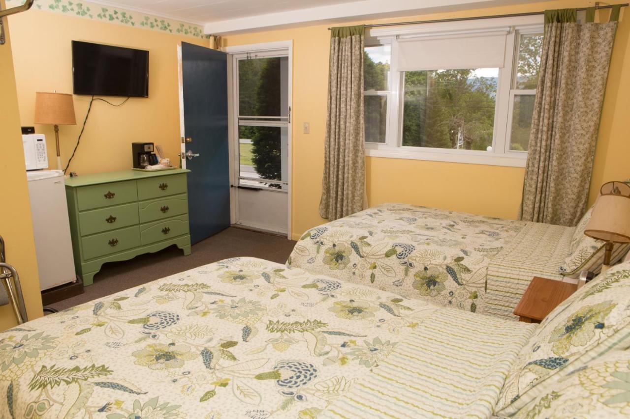 Governor'S Rock Motel Shaftsbury Esterno foto