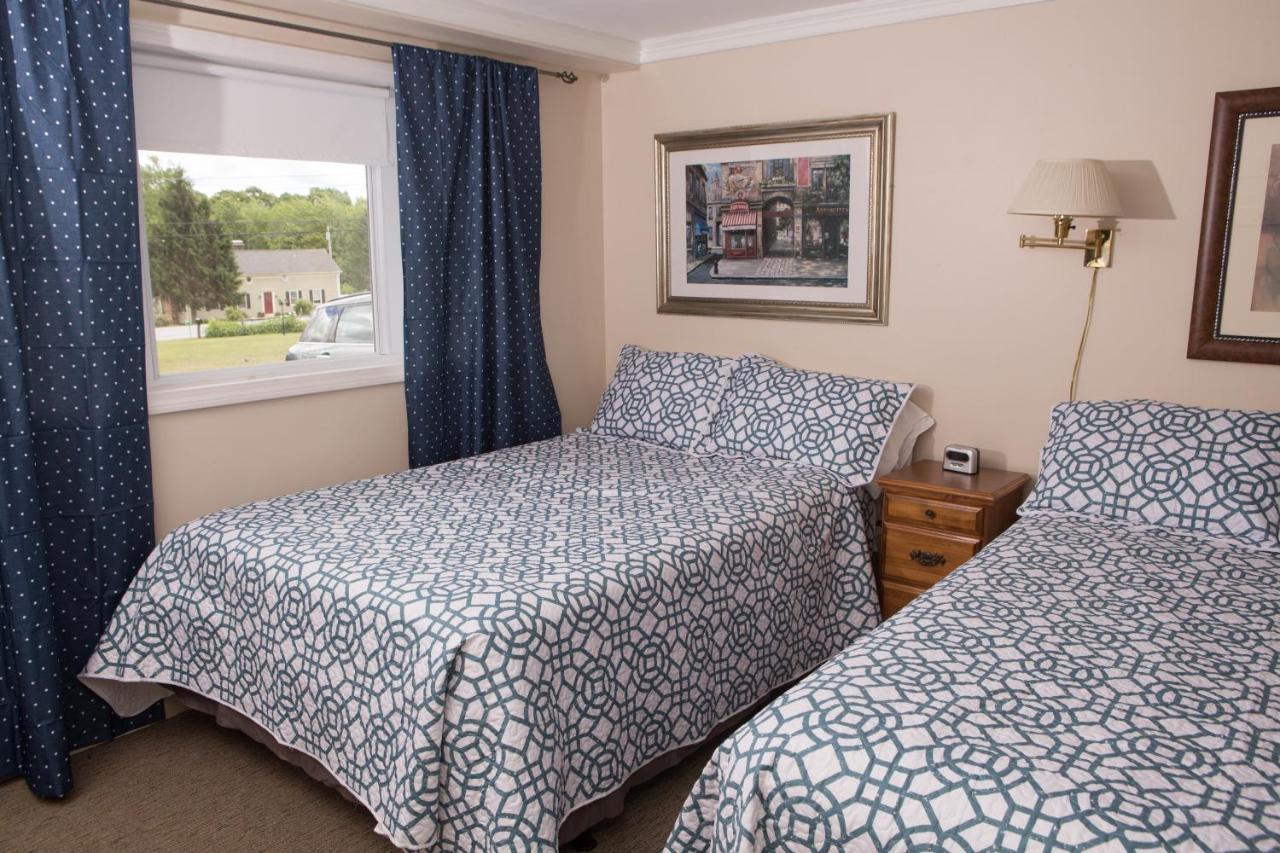 Governor'S Rock Motel Shaftsbury Esterno foto