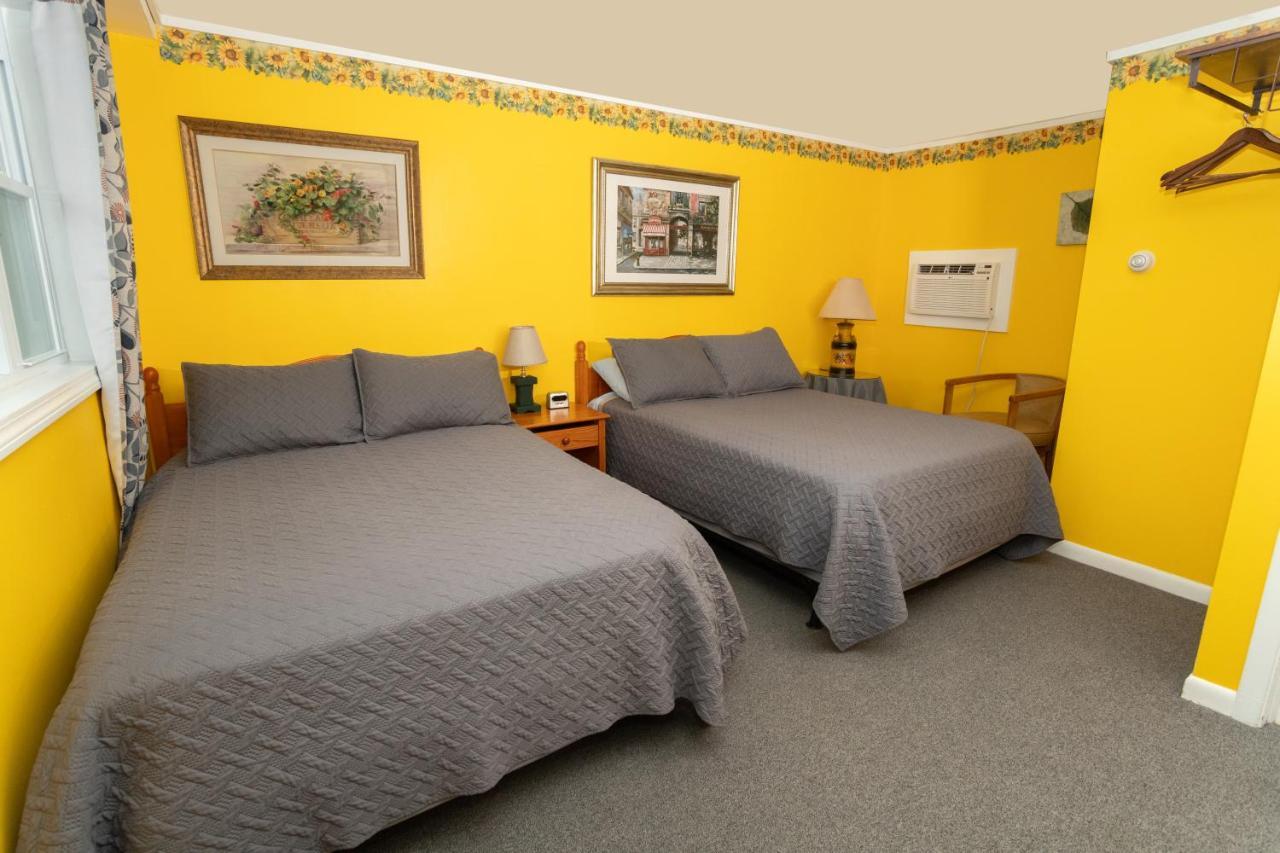 Governor'S Rock Motel Shaftsbury Esterno foto
